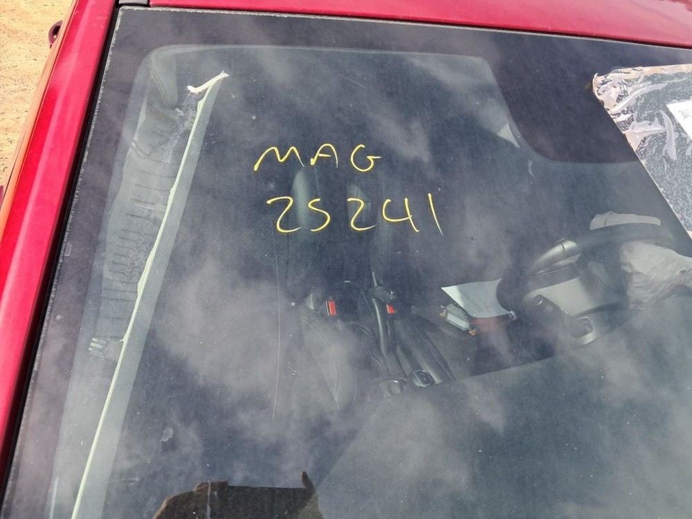 ENCORE 2018 Glove Box 4737303