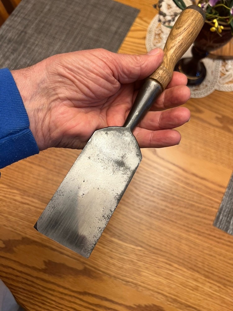 Vintage Belknap Bluegrass 2" Socket Chisel Sharp and Excellent