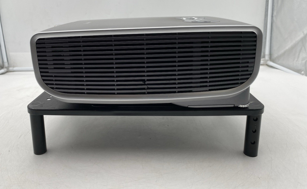 Canon SX7 Data Projector