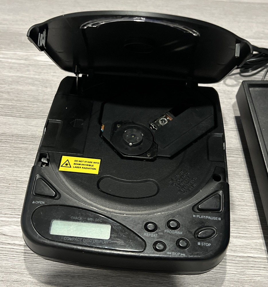 KOSS Portable CD Player DAC Working Model CDP408CP Discman Walkman W/ Stabilizer