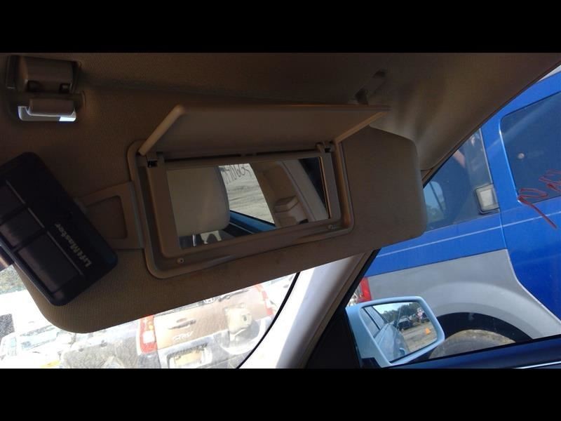 E350 2015 High Mounted Stop Light 1083364