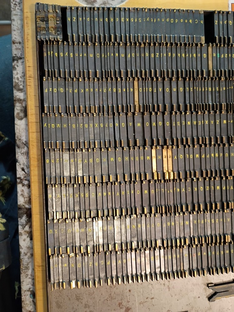 Linotype Matrices 24pt. 24-V.