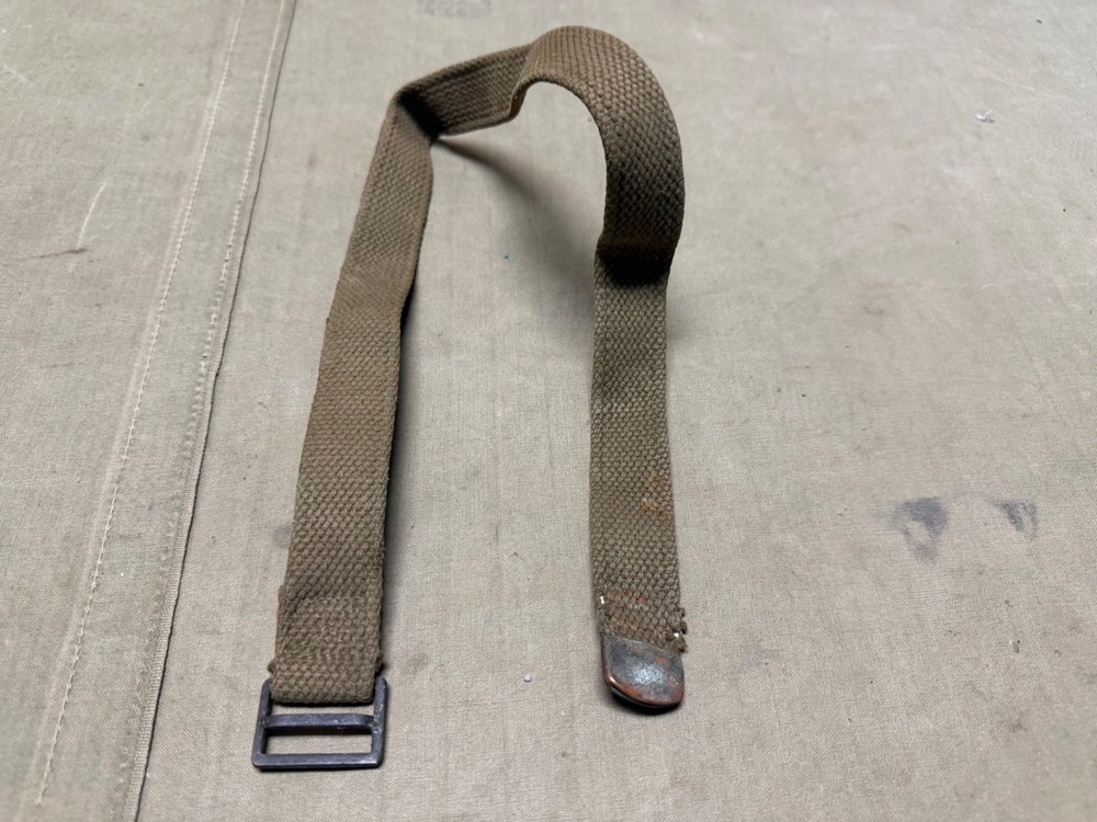 ORIGINAL WWII US ARMY AIRBORNE PARATROOPER EQUIPMENT LEG STRAP