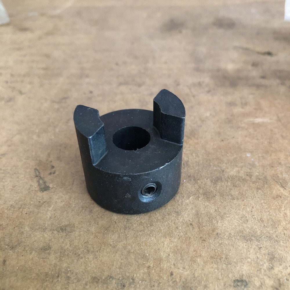 6- MARTIN ML070-1/2 Jaw Coupling 1/2" ID ML 070