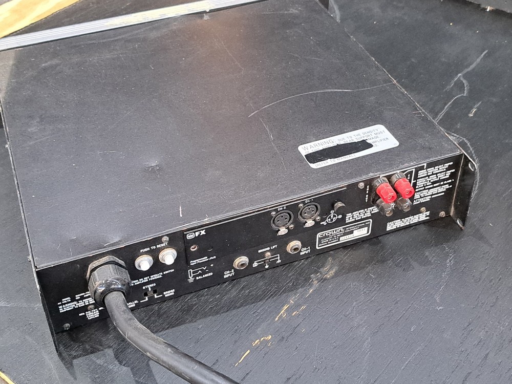 Crown Macro-Tech 2400 2-Channel Power Amplifier