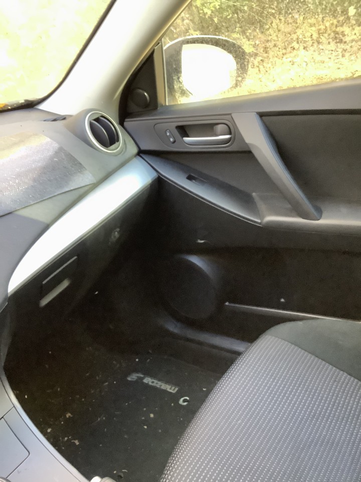 Used Fuse Box Engine fits: 2012 Mazda 3 Grade A