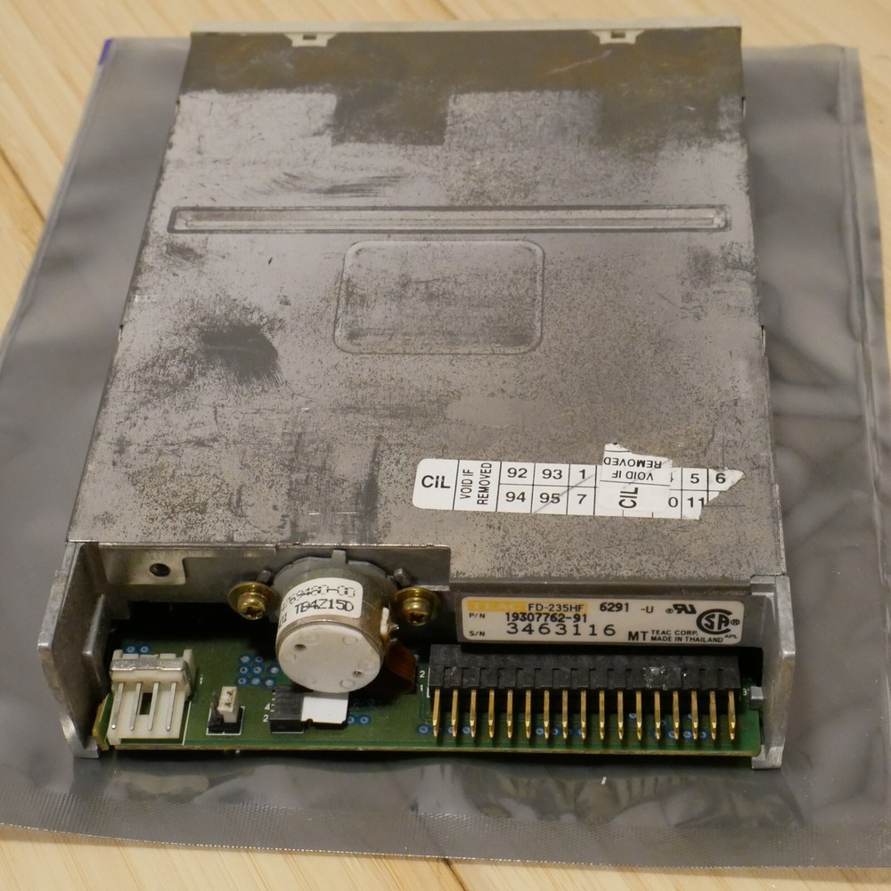 TEAC 3.5 inch Internal Floppy Disk Drive Model FD-235HF Tested & Working - 22