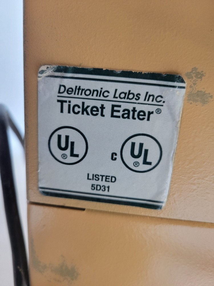 Deltronic Countertop Ticket Eater DL 5000 W/ Riser & 1 Key Working W/Issues READ