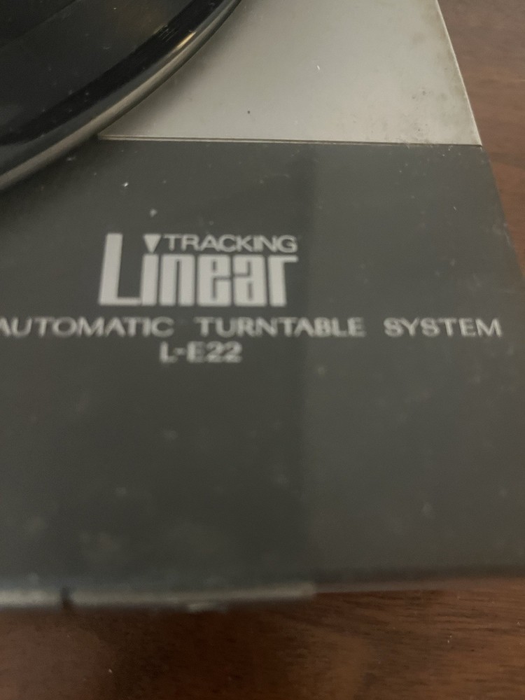JVC L-E22 Fully Automatic Turntable Linear Tracking Turntable Works