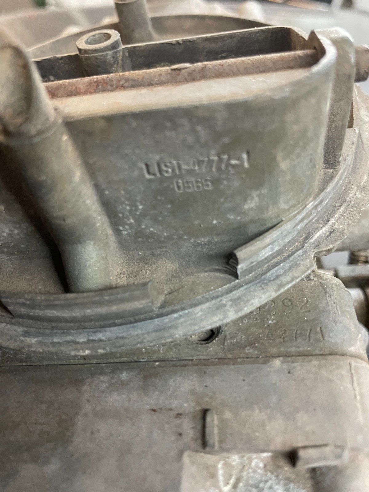 HOLLEY 4771 DOUBLE PUMPER DUAL FEED 650 CFM FOUR BARREL CARBURETOR