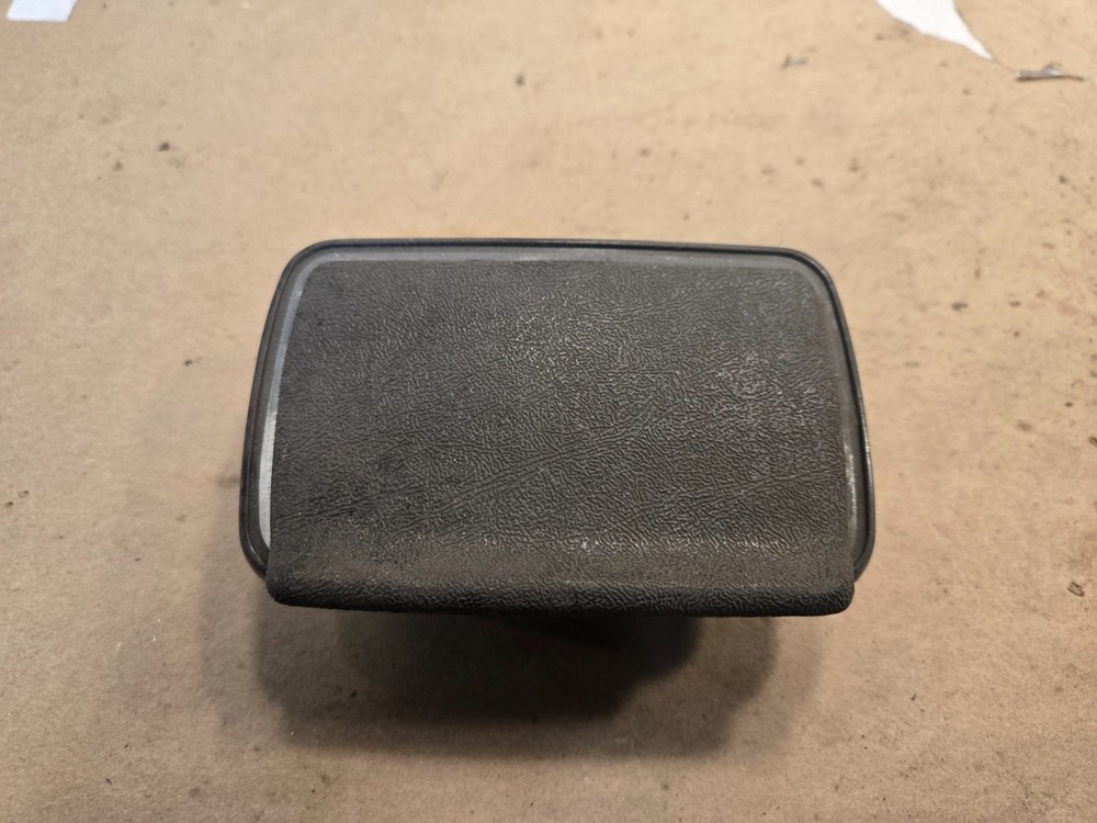 Triumph TR7 Ashtray YKC970