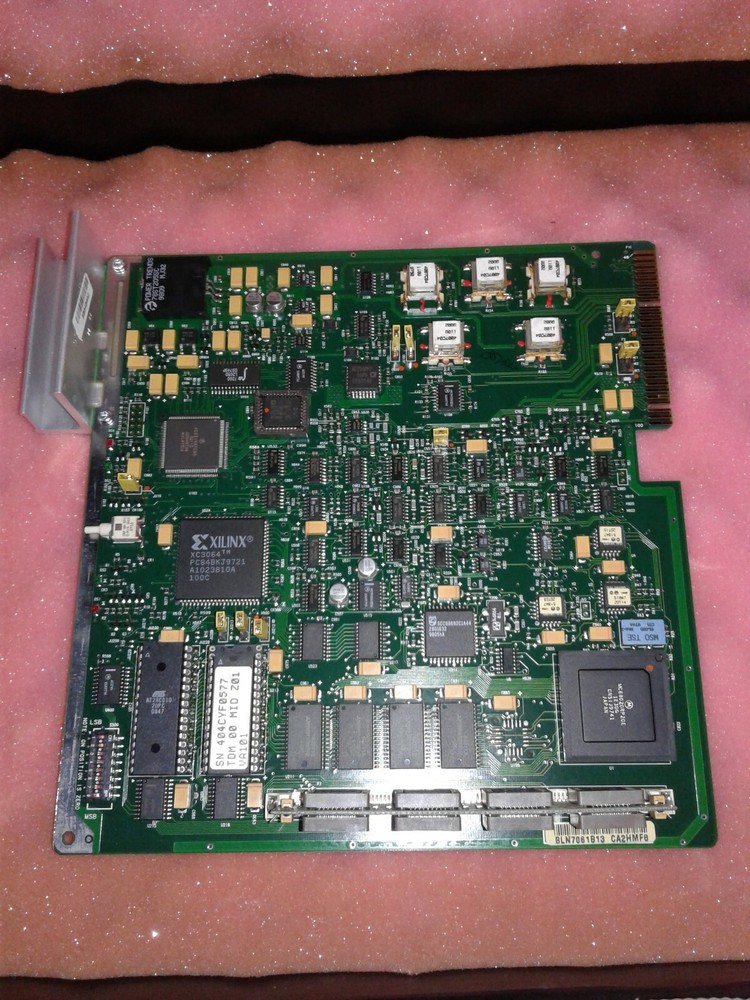 MOTOROLA BLN7061B13 CA2HMF8 BOARD