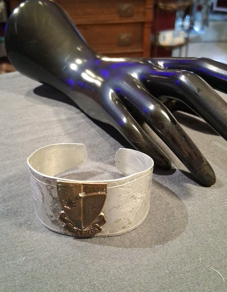 WWII 1943-44~US Navy~Engraved Trench Art Bracelet Cuff Hula Lady South Pacific