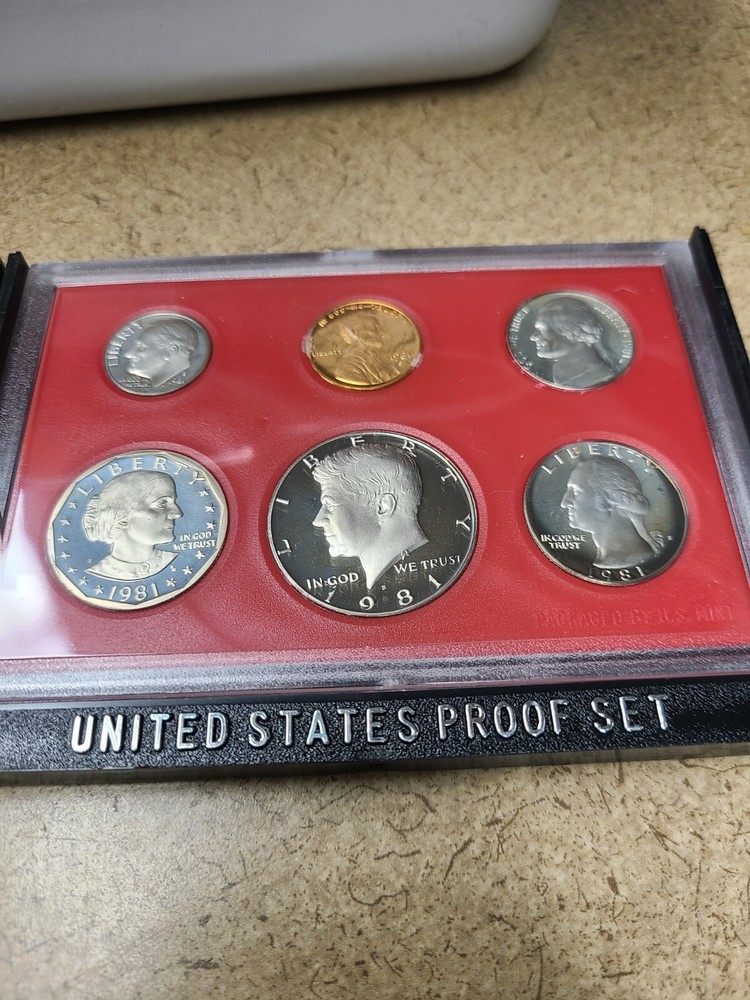 1981 S Proof Set Original Box 5 Coins US Mint