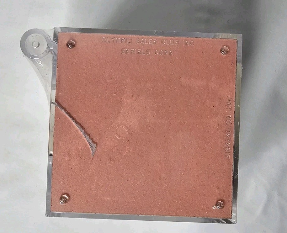 Vintage Memo Cube Stationary 3.5x35 Unicorn Rainbow USA Pen Holder