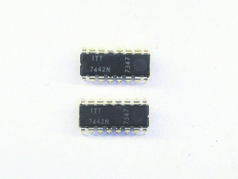 ITT7442N  "Original"  ITT  16P DIP IC  2 pcs