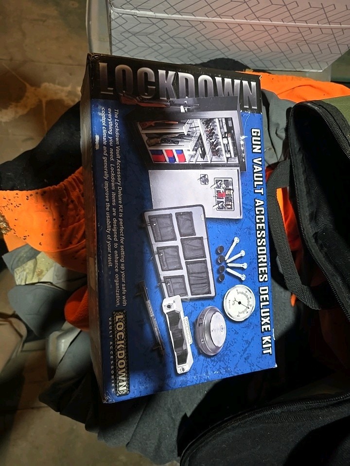 Lockdown Gun Vault Accessories Deluxe Kit 222498