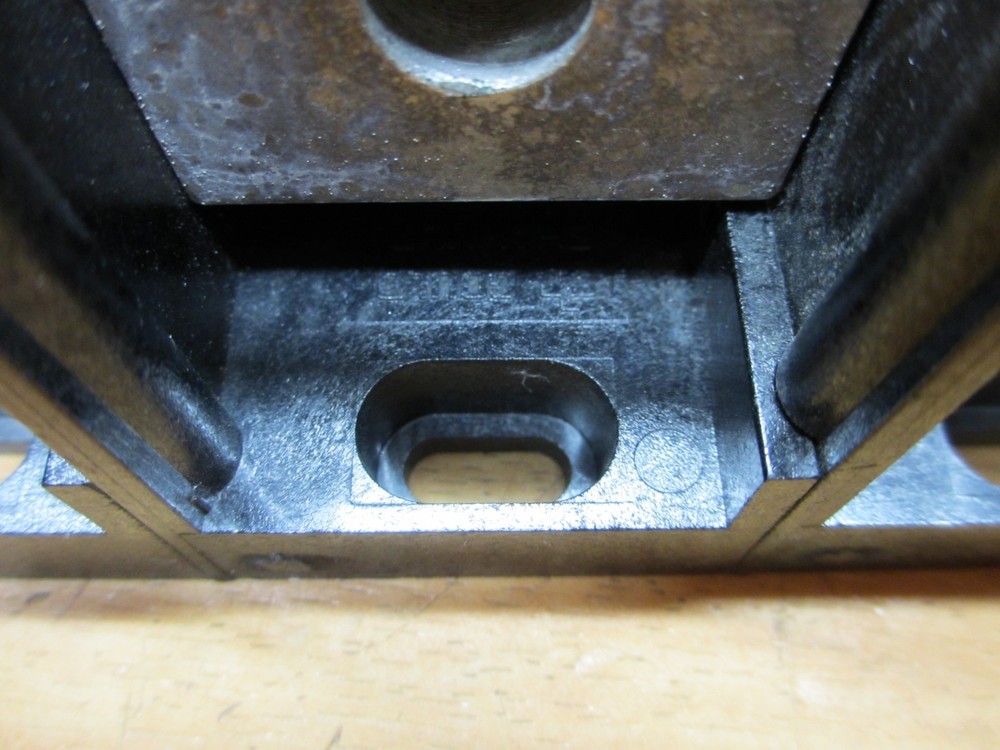 Ferraz Shawmut 66583 *NEW* Power Distribution Block