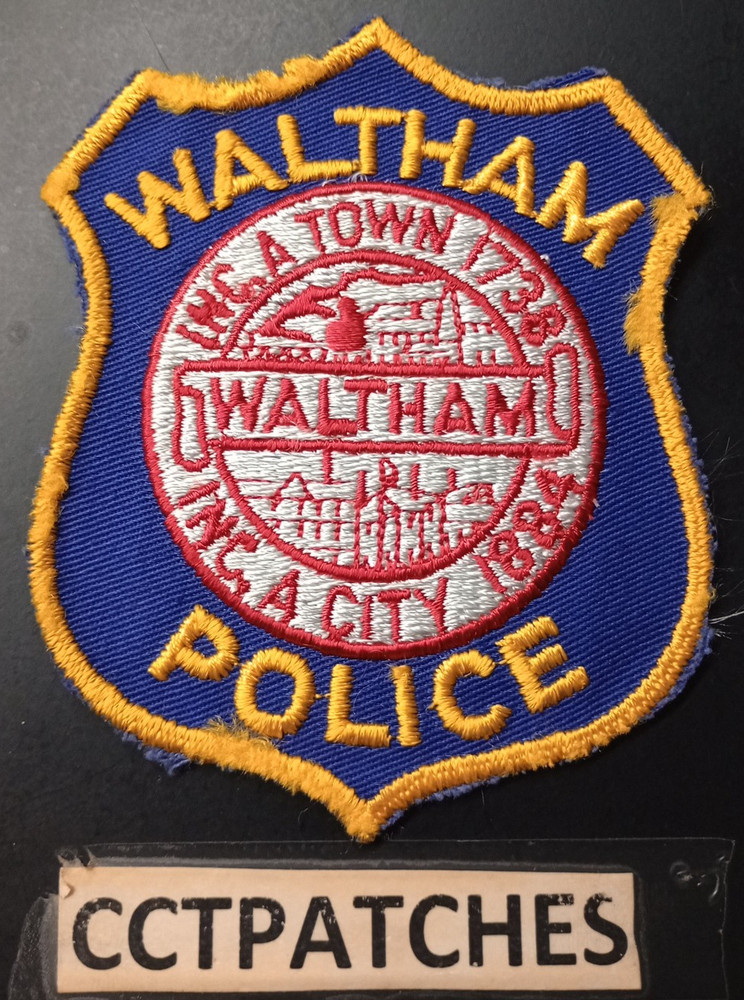 WALTHAM, MASSACHUSETTS POLICE SHOULDER PATCH MA