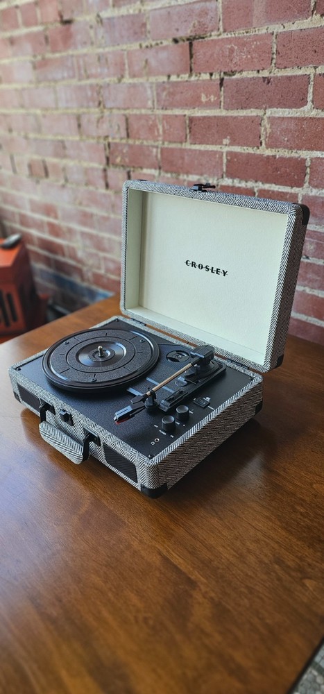 Open Box- Cruiser Plus Portable Turntable with Bluetooth In/Out - Herringbone