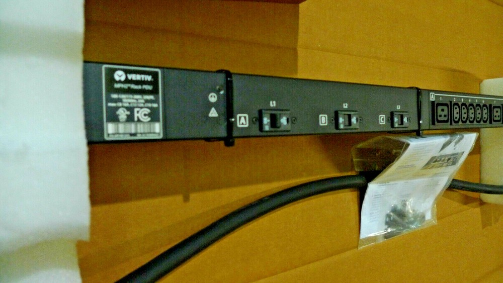 NEW Vertiv MPH2 Managed Rack Power Distribution Unit MPHB1223
