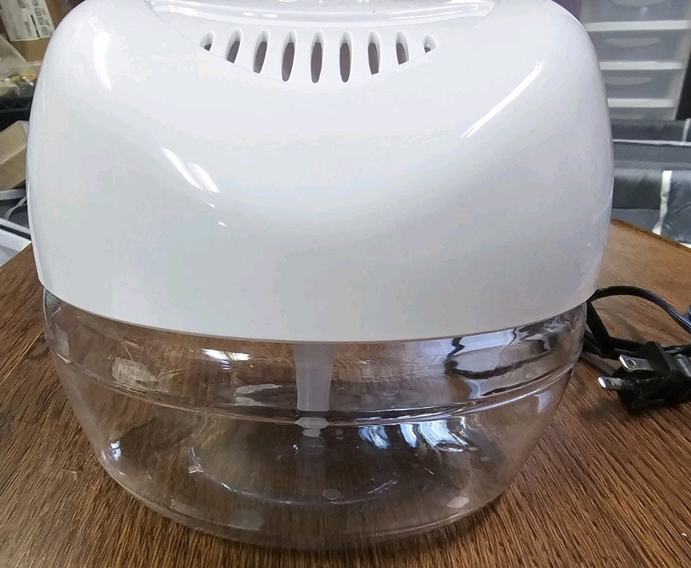 Water-based Air Purifier With 3 Led Color Changing Mood Light
