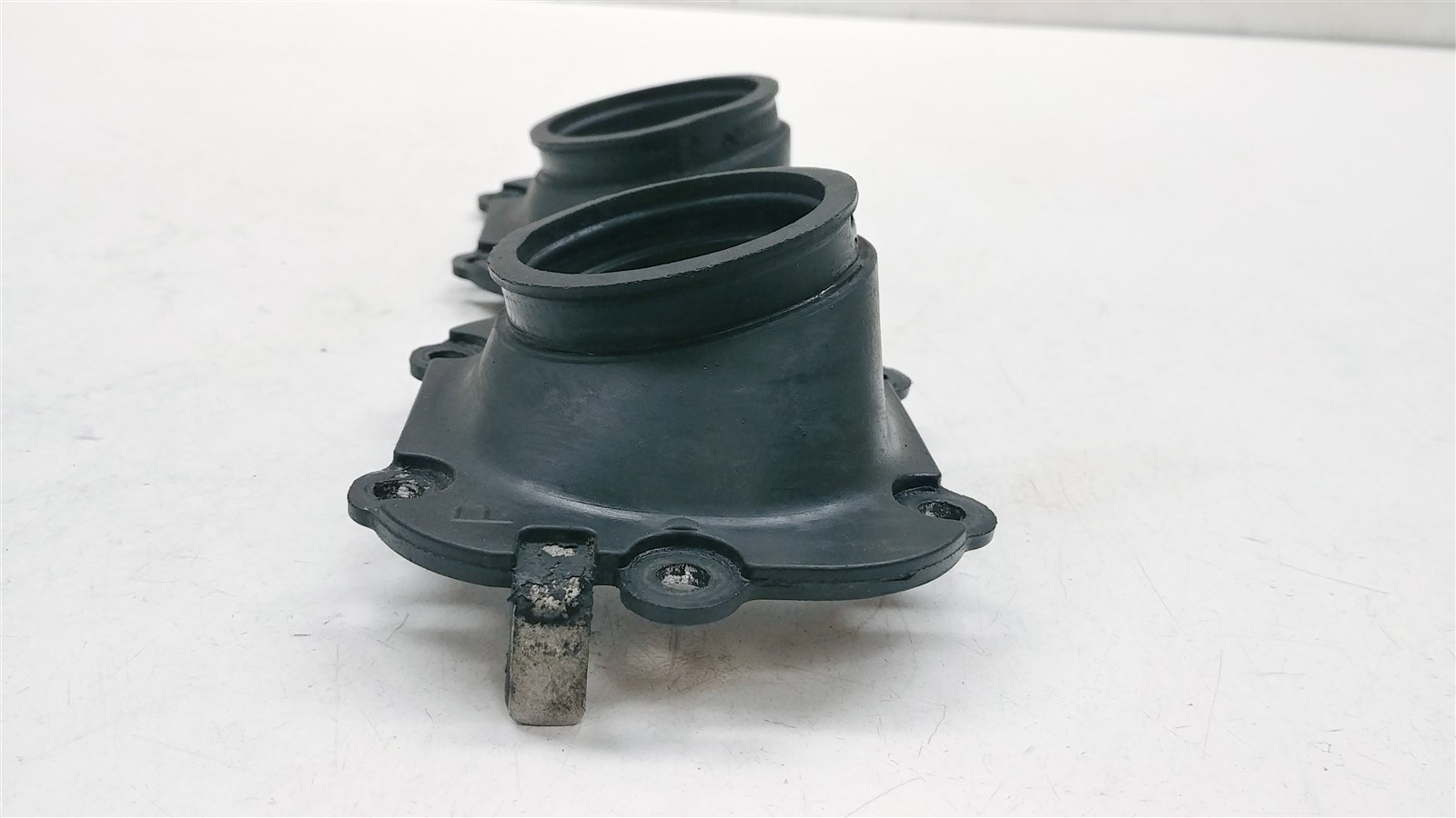 2014 Polaris Switchback Assault 800 #2 Throttle Body Adaptor Boot Intake 1204783