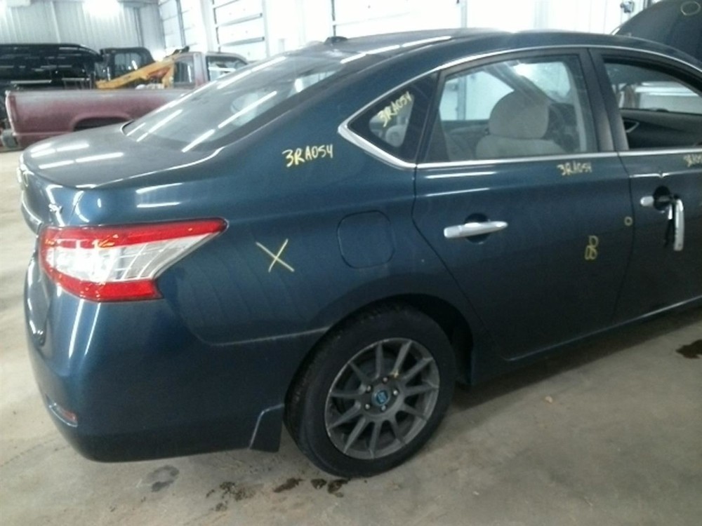 Driver Left Front Spindle/Knuckle Fits 11-25 LEAF 104795915