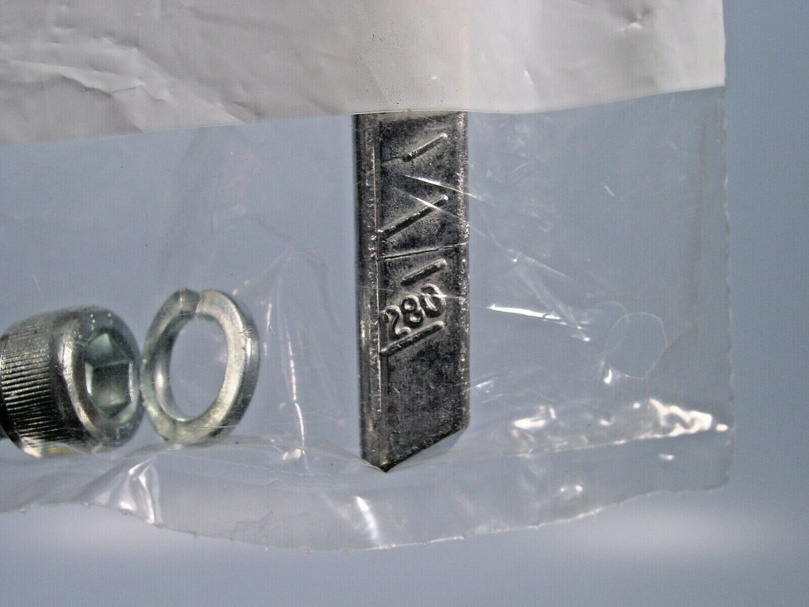 Greenfield KS3 Center-Mount Kickstand; Lightweight Aluminum Alloy; 285mm