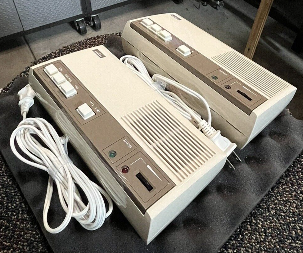 (1 SET) VINTAGE AIPHONE WBS-1 FM WIRELESS SPEAKER INTERCOM. NOS. EXCELLENT COND.