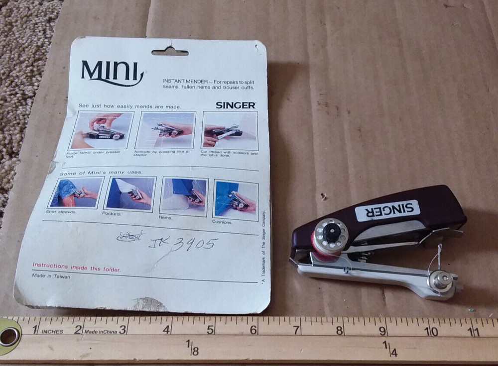 Singer Mini Mender - Used
