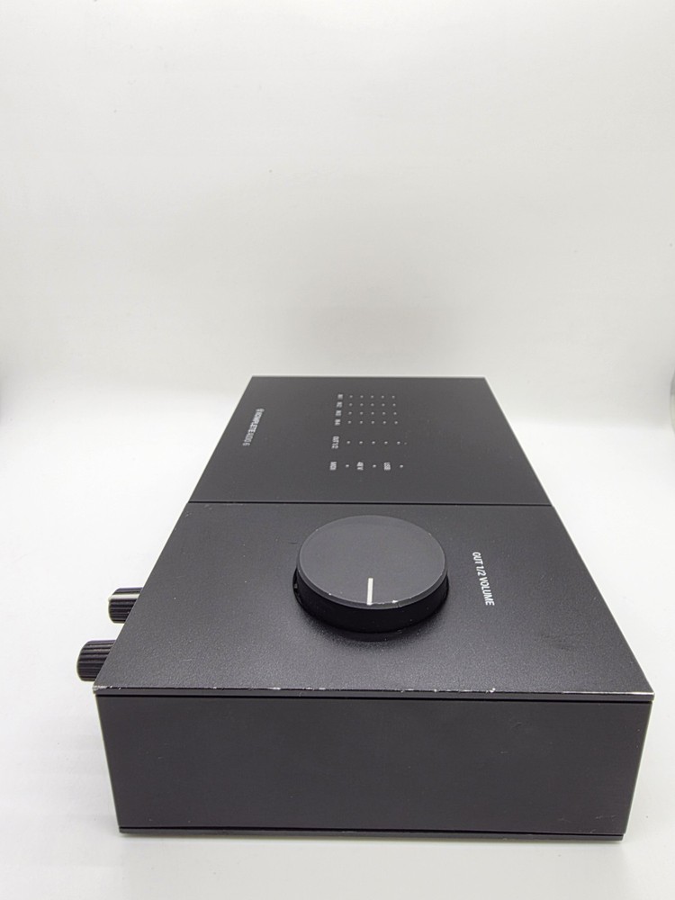 Native Instruments Komplete Audio 6 MK2 Interface With USB A Cable TESTED