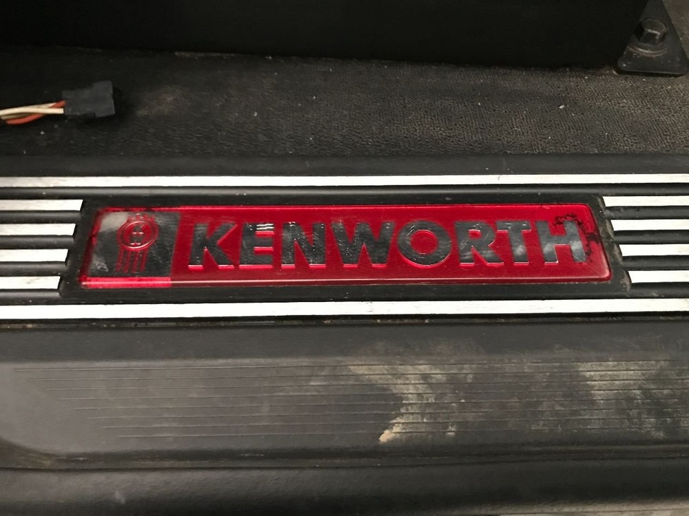 Kenworth T680 ALUMINUM/POLY Right/Passenger THRESHOLD Trim/Panel