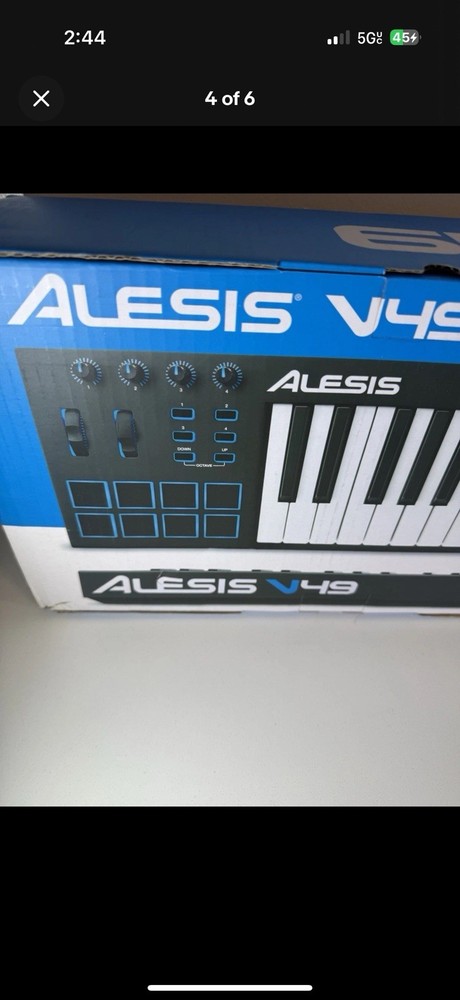 Alesis V49 Keyboard Controller