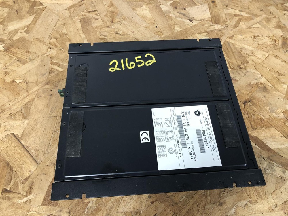 DODGE VIPER A/V AMPLIFIER 97-02