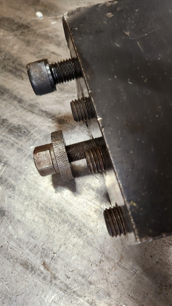 Dorian D60EA-41-CNC Quick Change 2-1/2" Boring Bar Tool Post Holder.