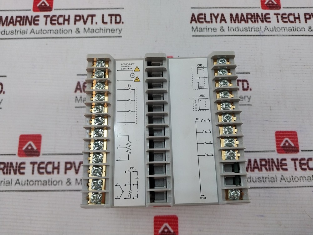 Azbil C36tr1ua2100 Digital Temperature Controller