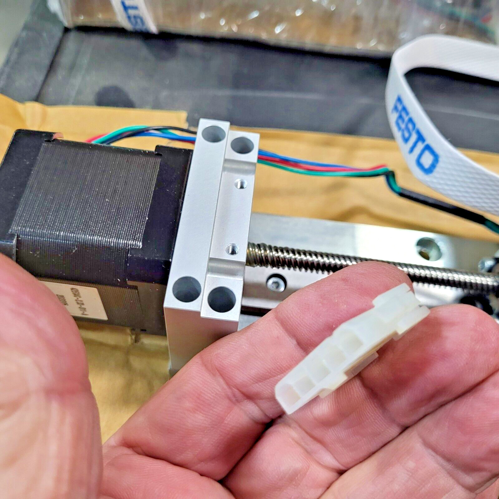 *NEW* FESTO linear actuator ELGC-LS-KF-53-...-6P-CS