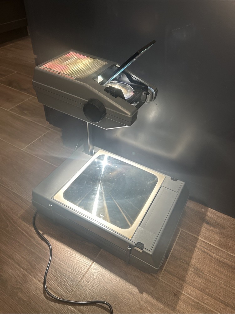3M 2000 Overhead Projector Portable Briefcase Model