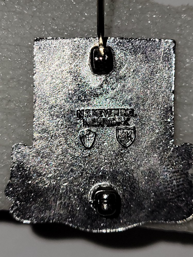 87th Infantry Regiment Unit Crest Pin (Black Letter)