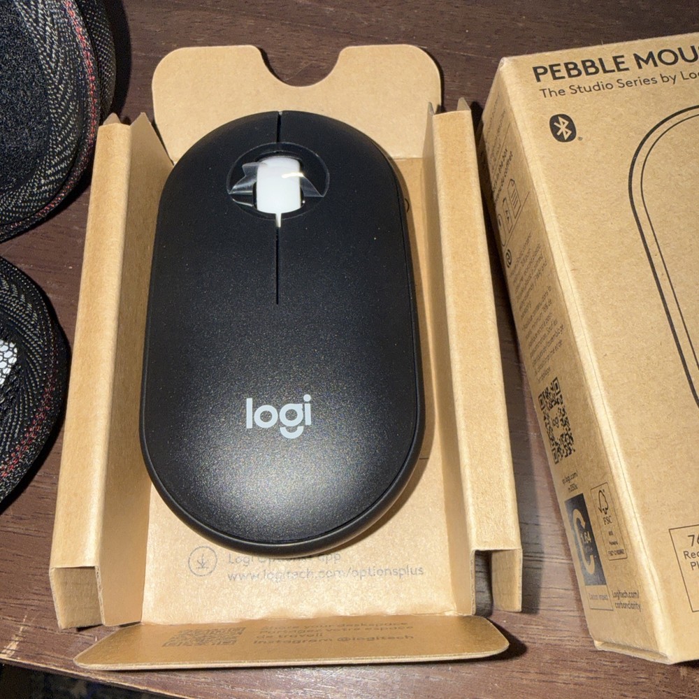 Logitech Pebble 2 M350s Wireless Bluetooth Mouse Black + Carry Case NIB