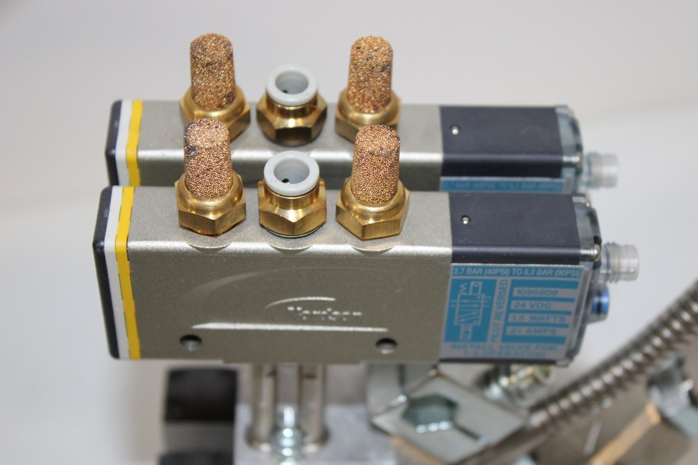 NORDSON GLUE APPLICATOR DETAILED COMPONENTS BELOW MISSING TAG NEW