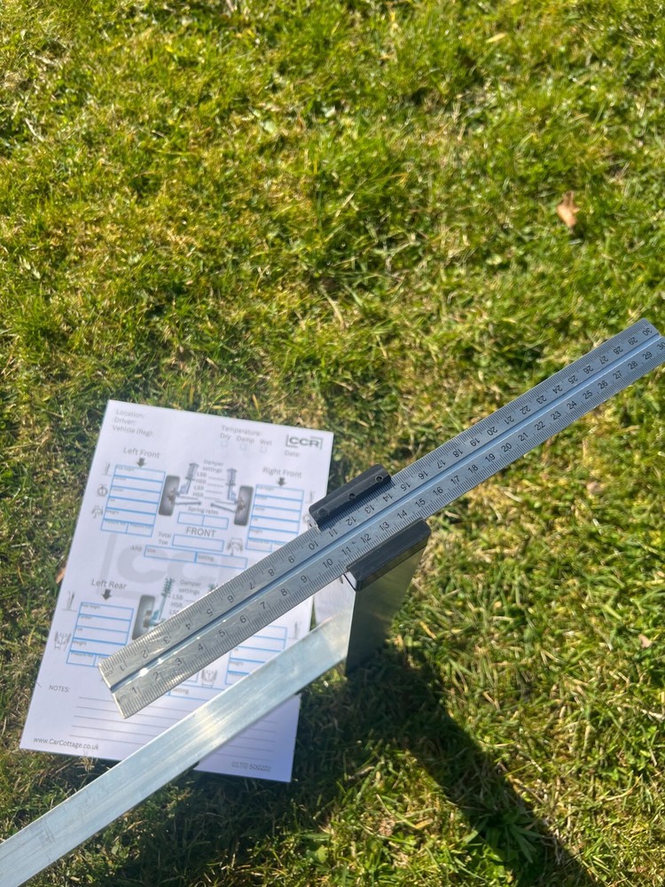 Wheel alignment tool