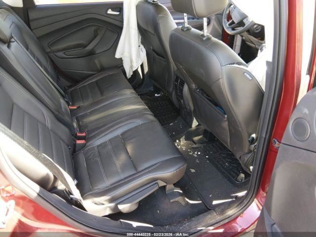 ESCAPE 2017 Glove Box 5011141