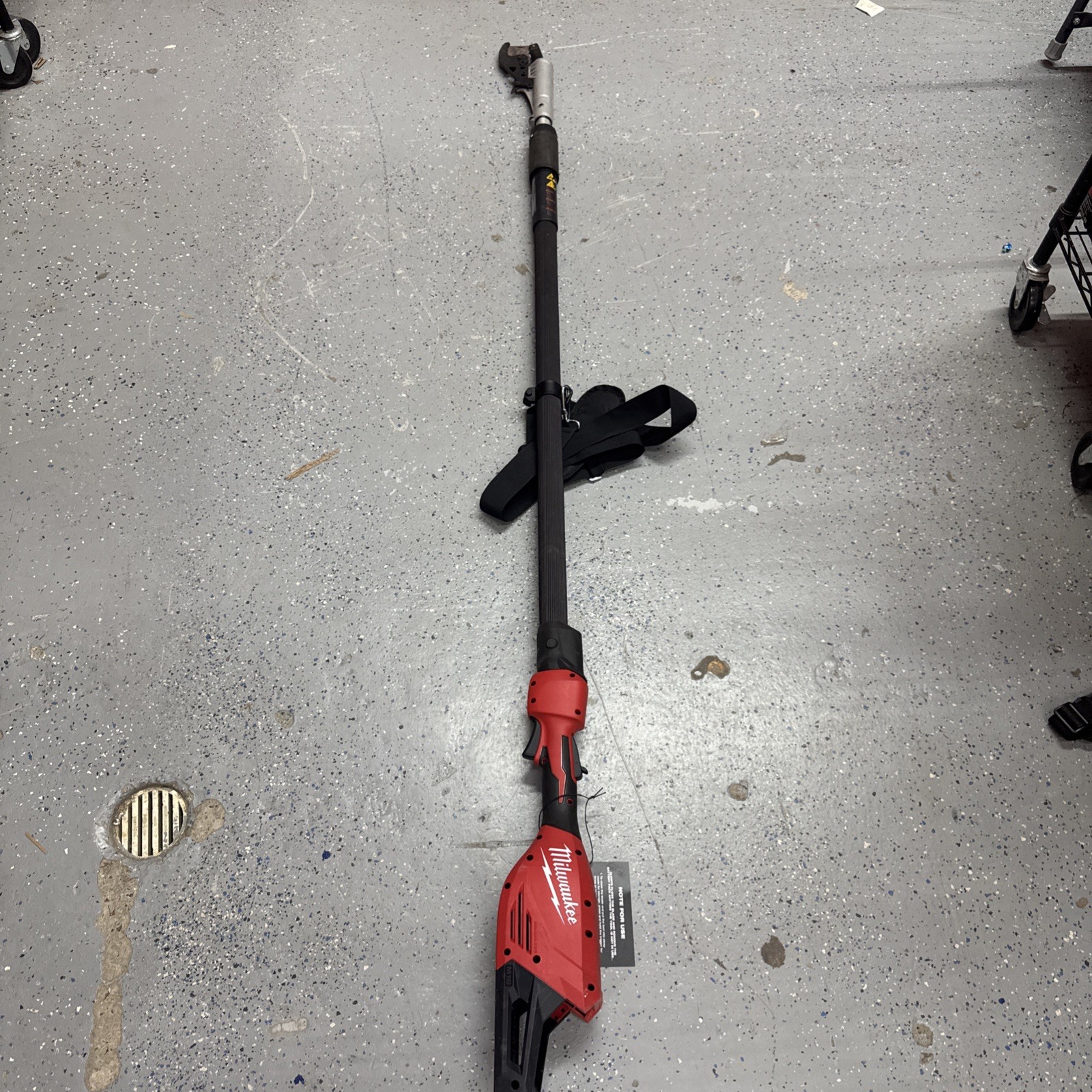 Milwaukee 3008-20 M18 18V Brushless Telescoping Pole Pruning Shears - Bare Tool