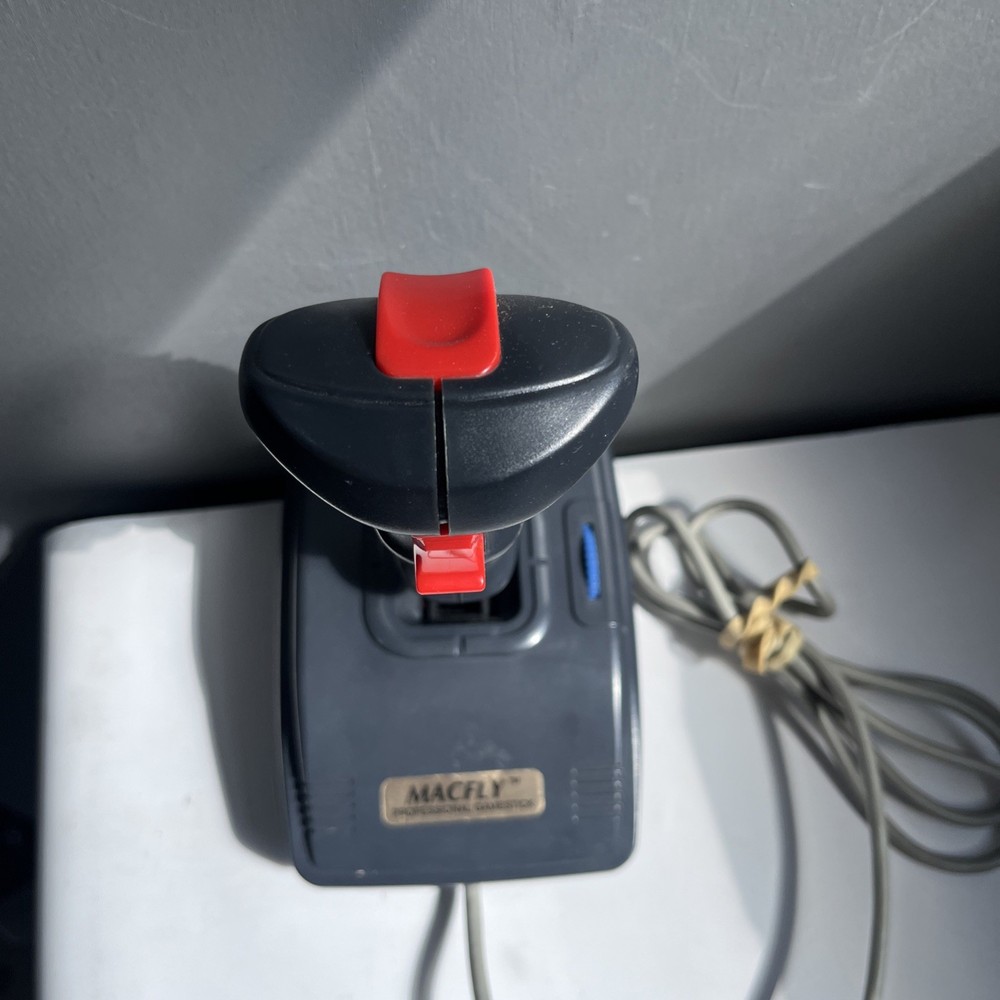 MACFLY PROFESSIONAL GAMESTICK FOR MACINTOSH SYSTEM 6.0.4