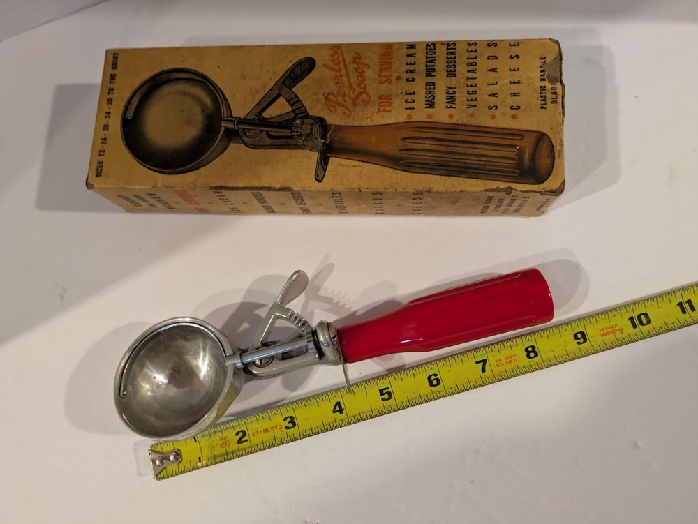 Peerless Red Plastic Handled Ice Cream Scoop With Original Box