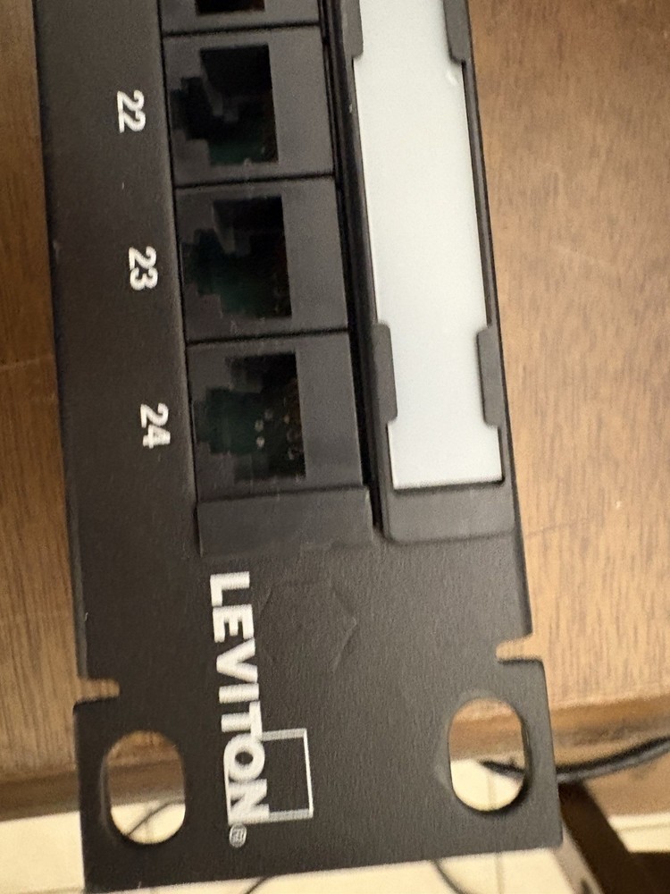 Leviton Cat6 24-Port Patch Panel 110 Punch Down Rack Mount RJ45