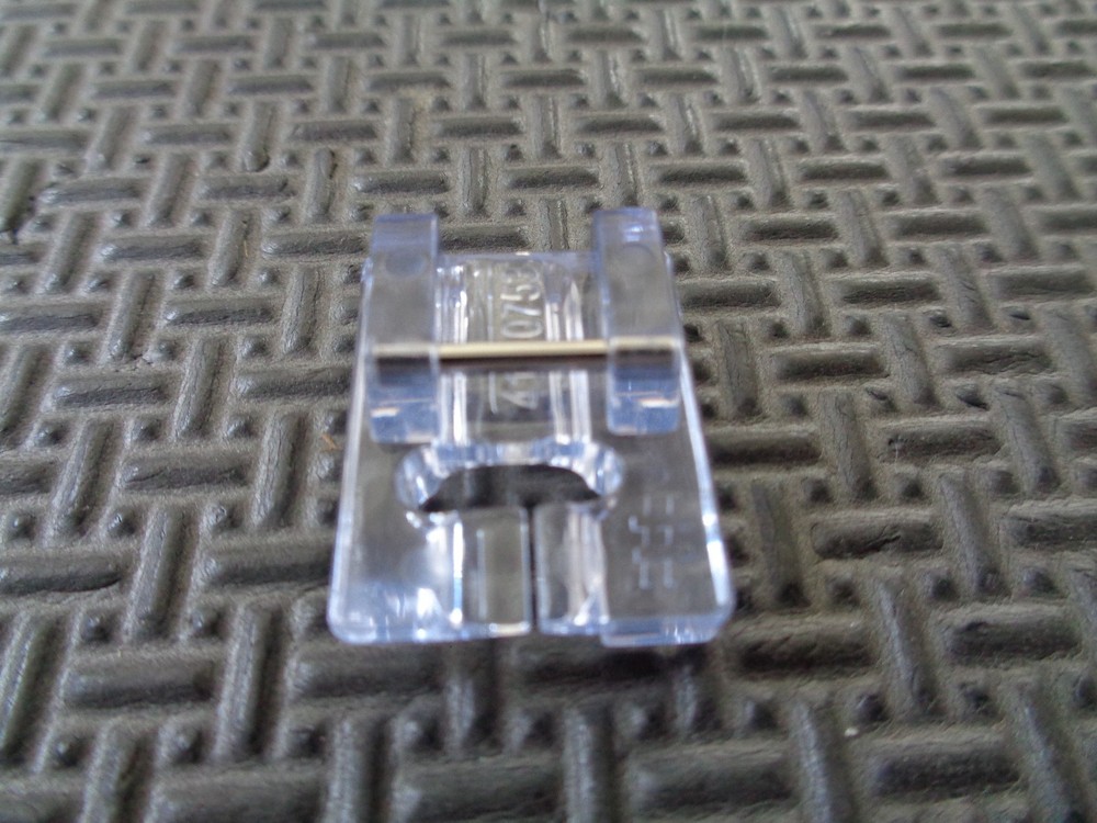 Knit Edge Foot # 820790096 Pfaff expression,tiptronic,creative,creative vision