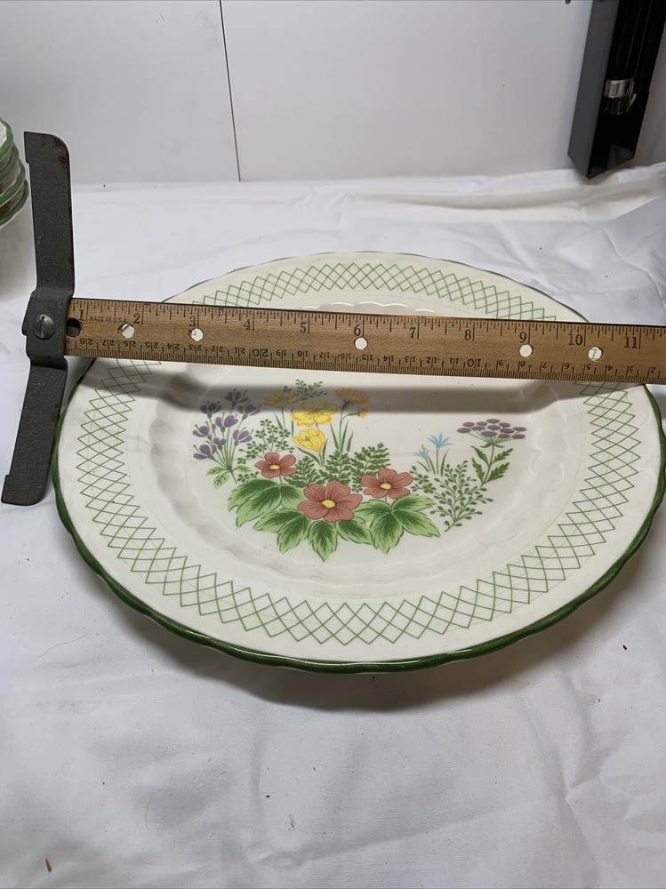 METLOX MEADOW Serving Plate